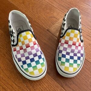 NWOT Vans slip on shoes